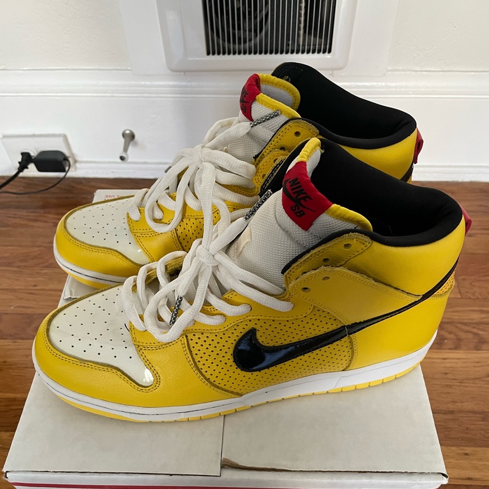 Nike SB Dunk High Premium "Wet Floor" Yellow White and Black